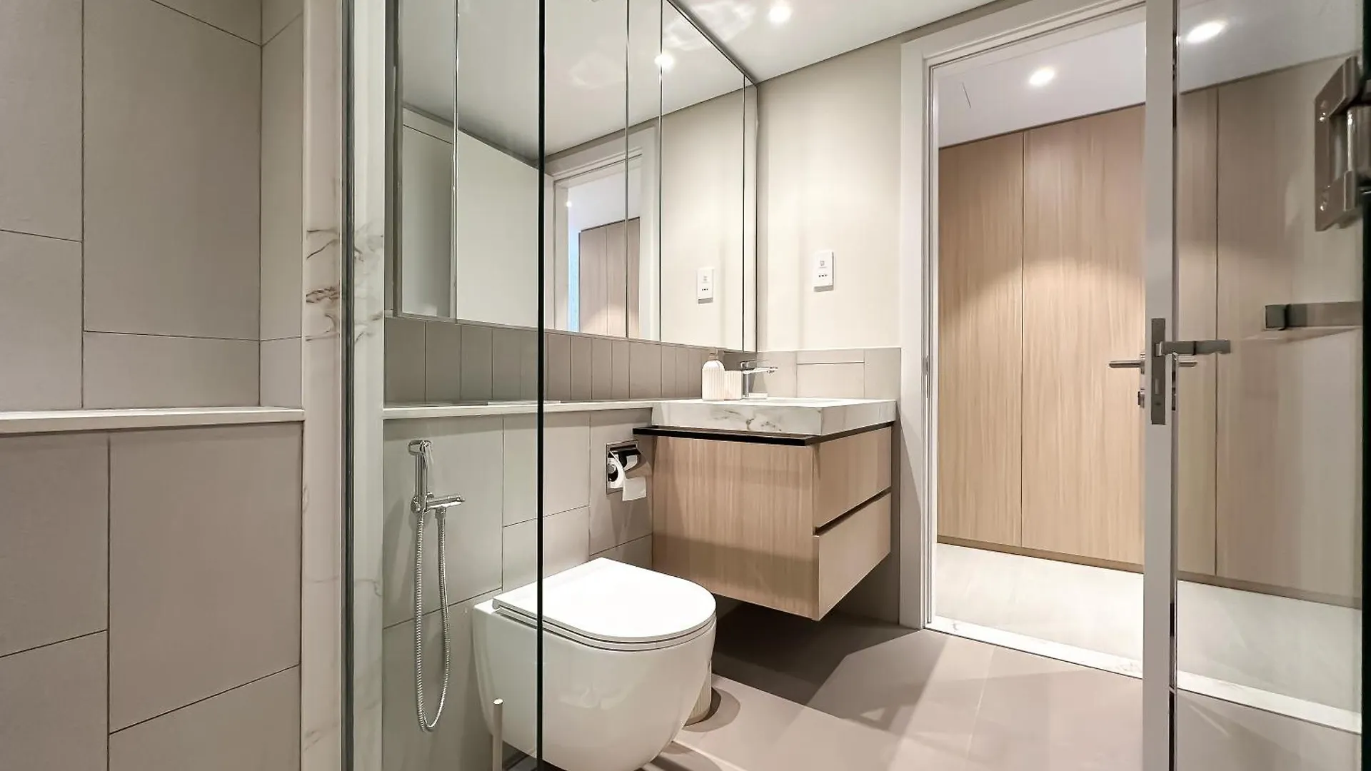 Trophy-Aesthetic Apartment W Skyline And Дубай ОАЭ
